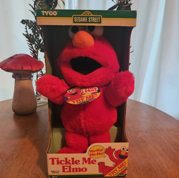 Sesame Street Tickle Me Elmo Red Plush Toy